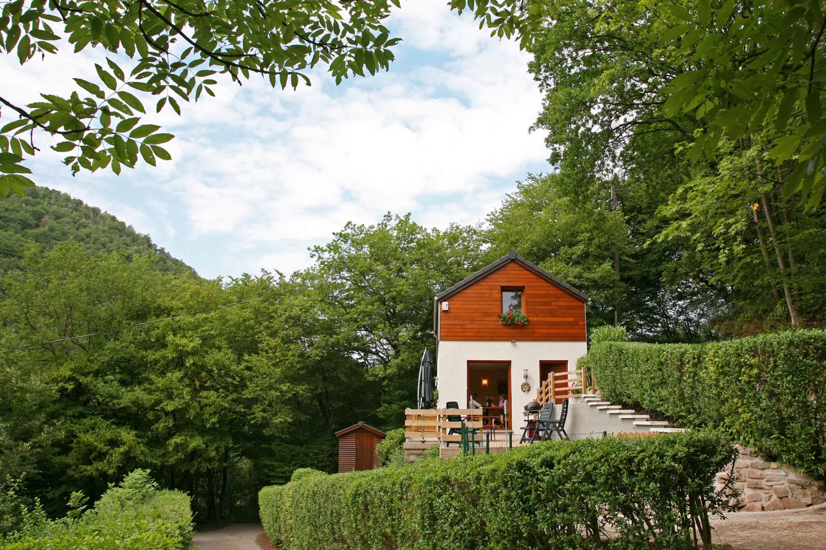 Le 41-Exterior summer
