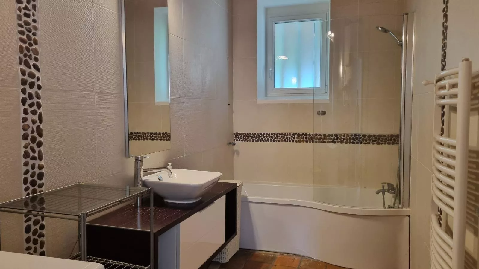 Fond de Bacquey-Bathroom