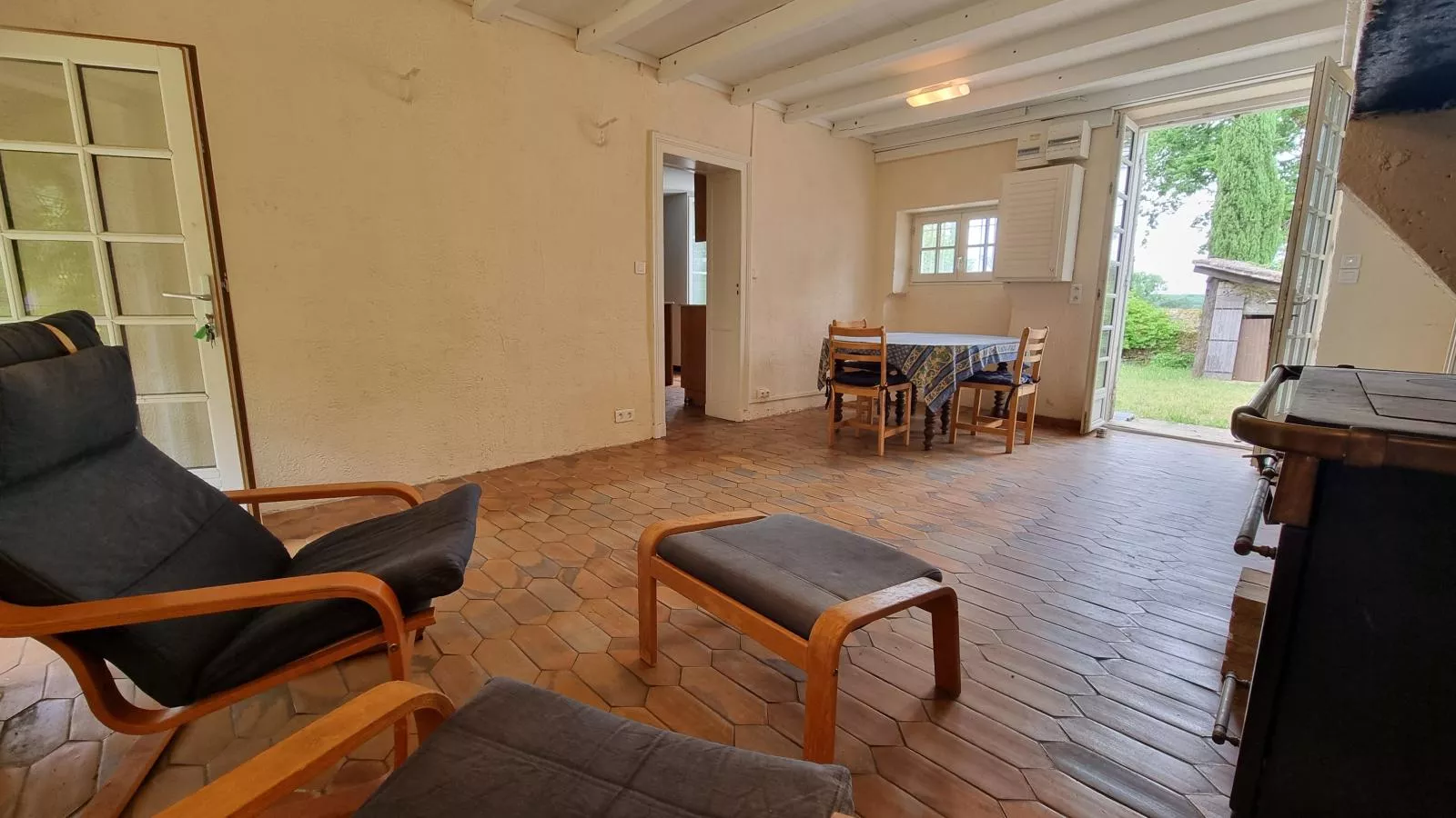 Fond de Bacquey-Dining room