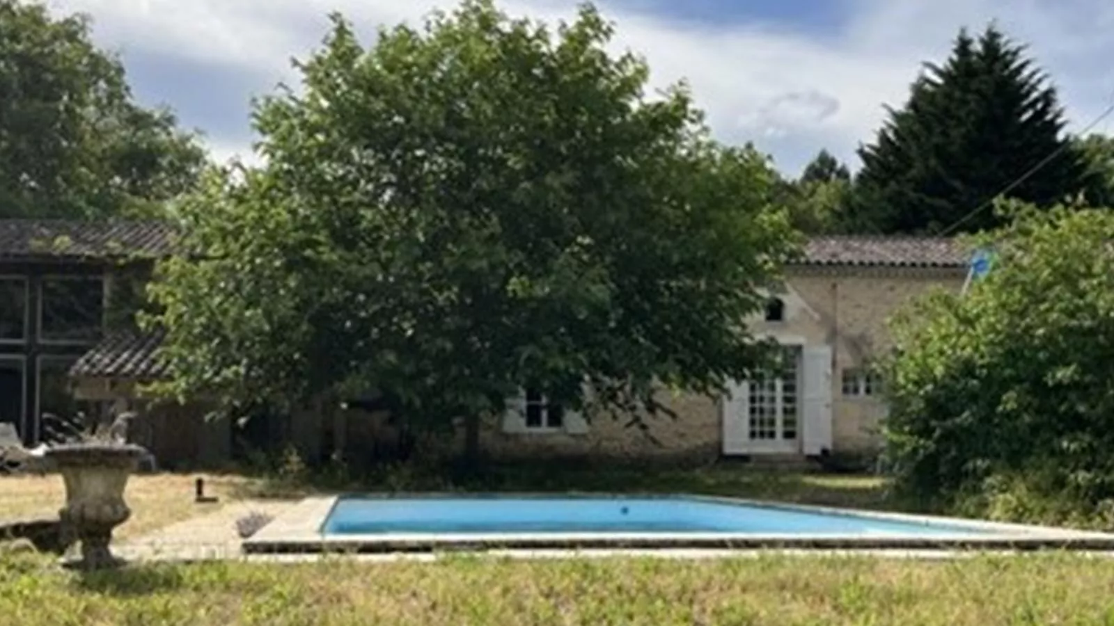 Fond de Bacquey-Exterior summer