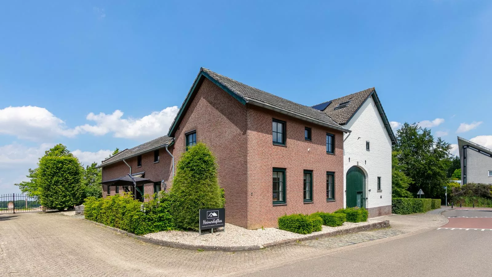 Heimerhöfkes-Exterior summer