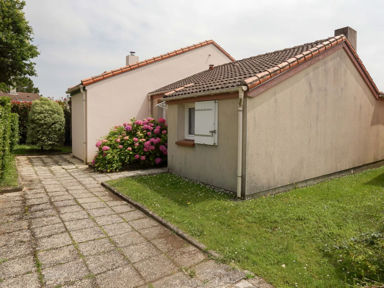 Le Moussaillon-Outside