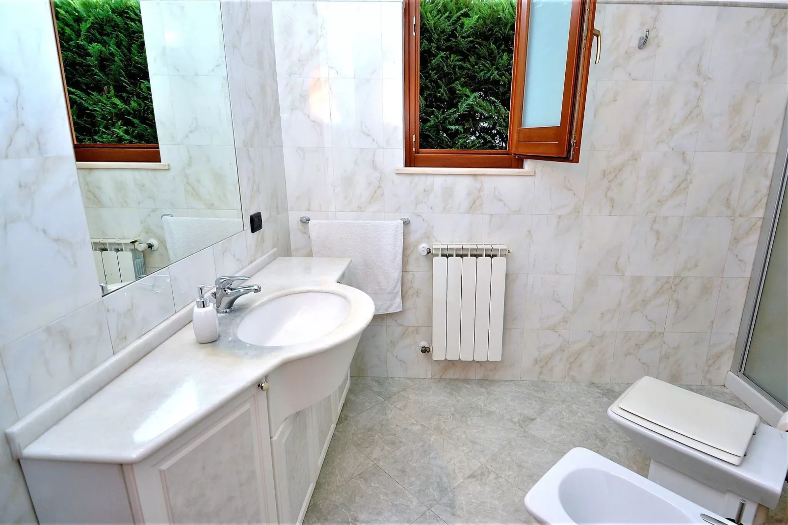 Villa Vittoria-Bathroom