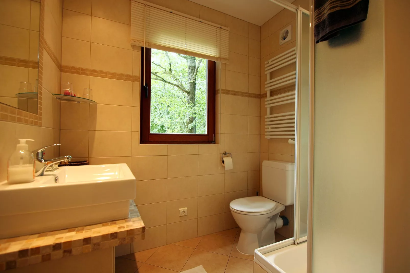 Le 41-Bathroom