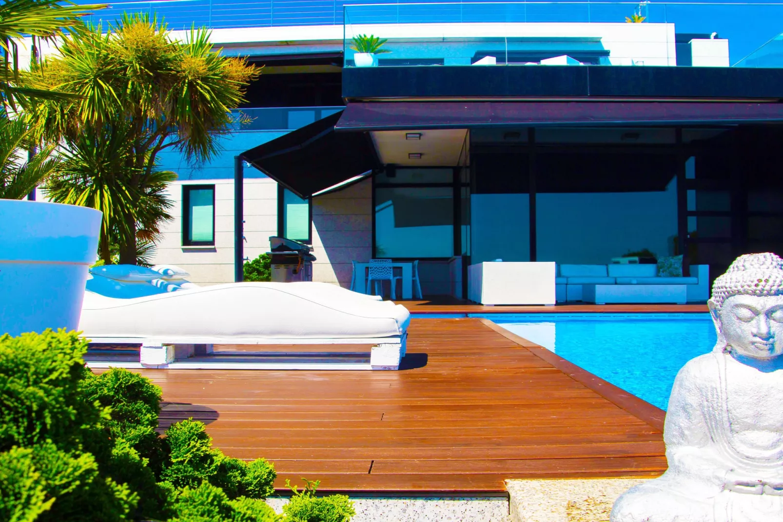 Villa Catro Faros-Exterior summer