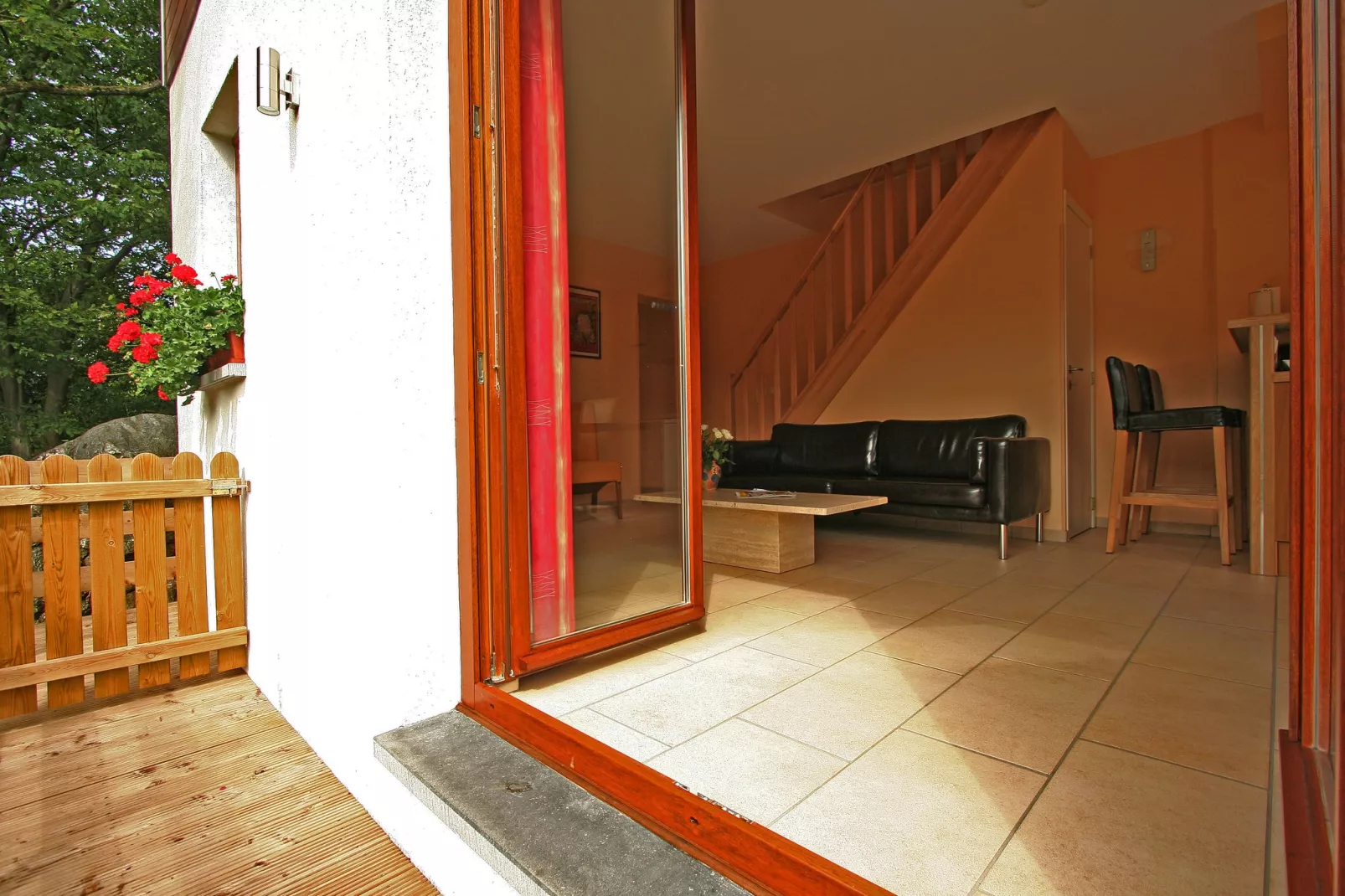 Le 41-Terrace balcony
