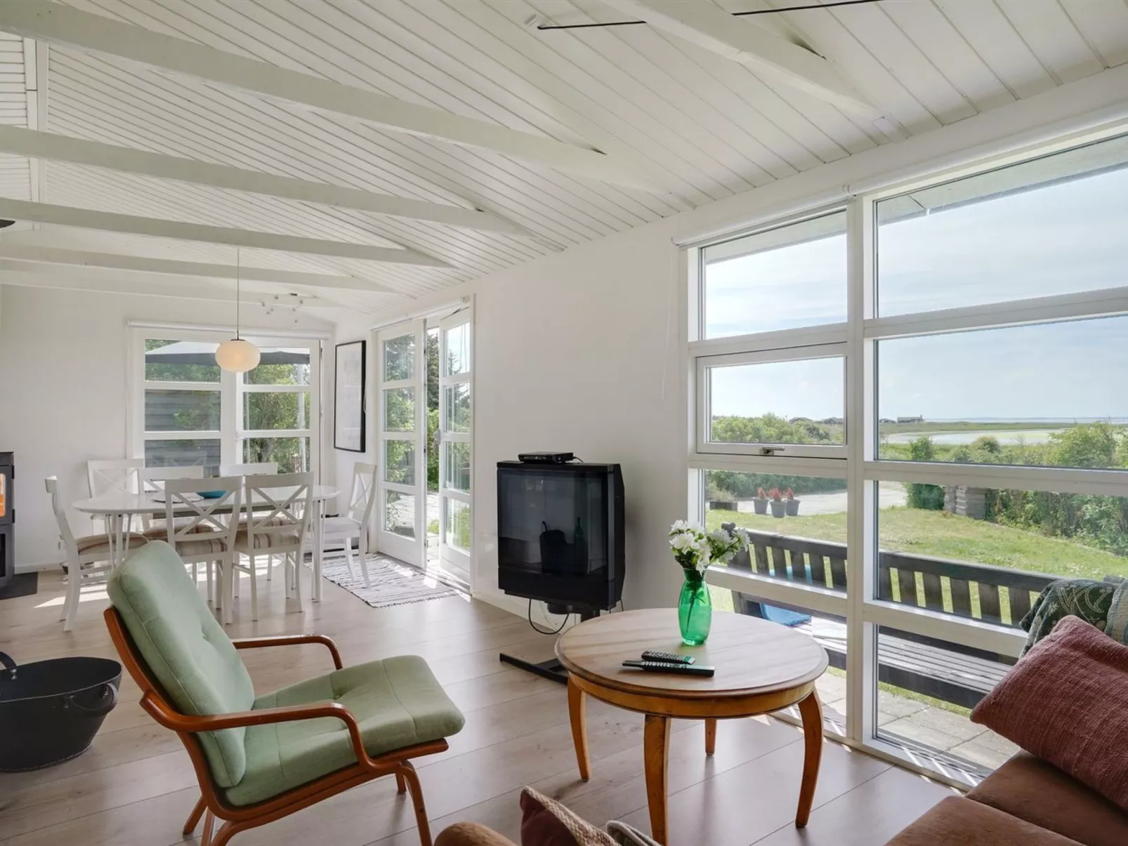 "Alessandra" - 80m to the inlet-Inside