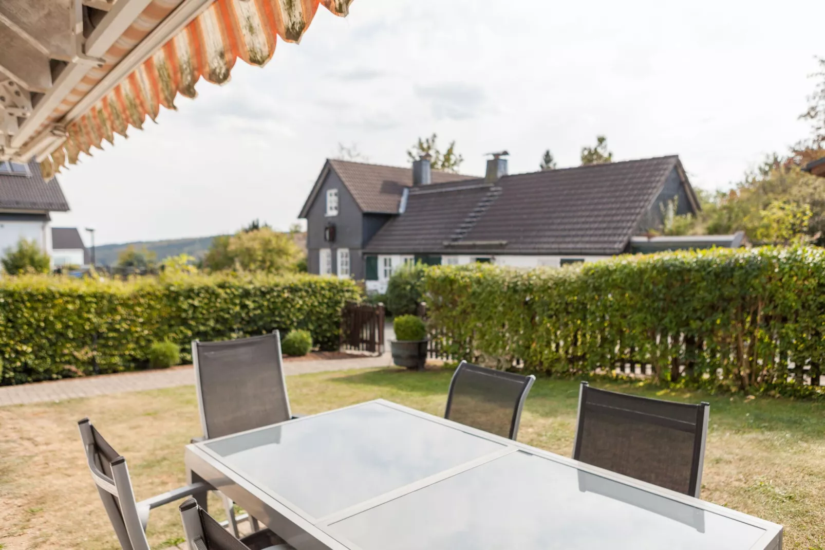 Ferienhaus Jahnes Winterberg-Jardin d'été
