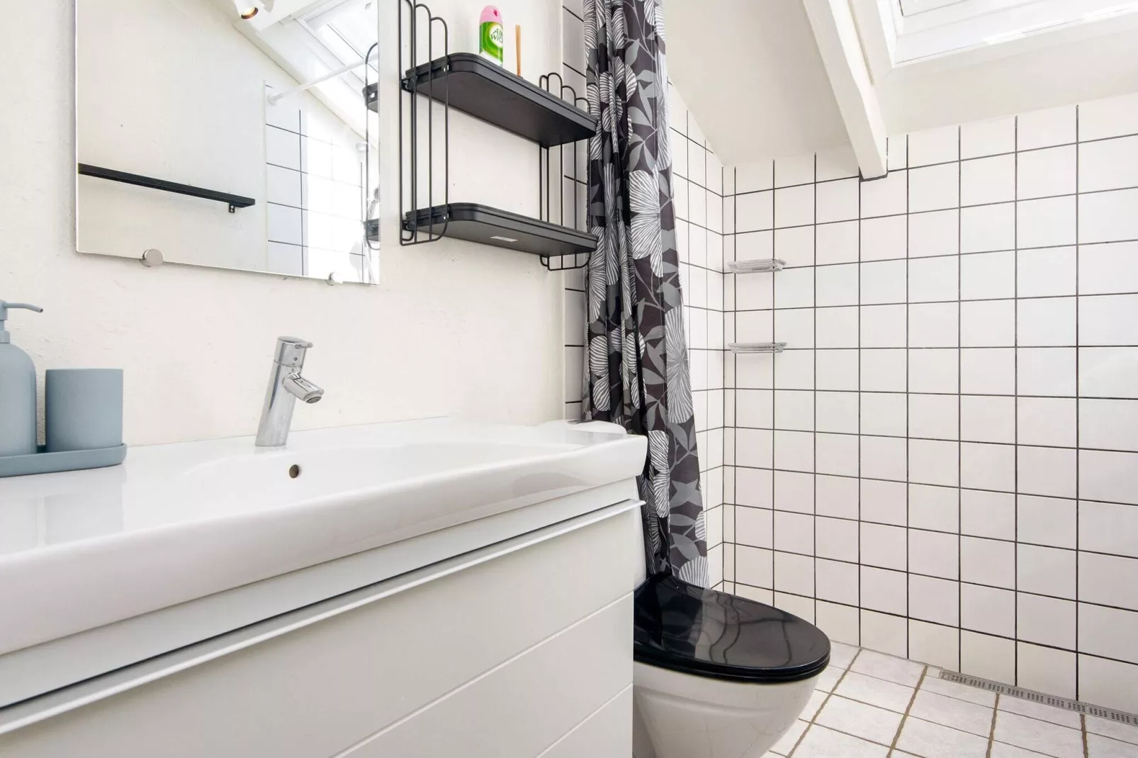 4 person holiday home in Hvide Sande-Indoor