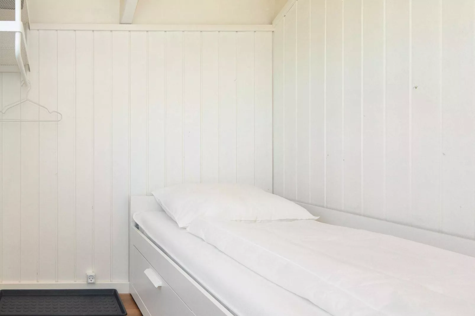 4 person holiday home in Hvide Sande-Indoor
