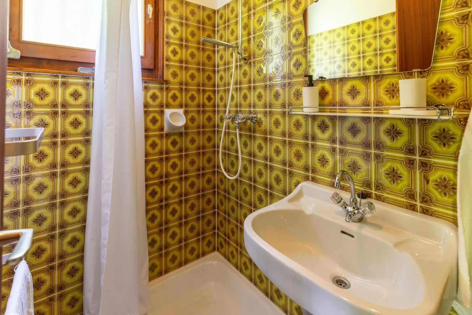 	 Ferienhaus Bodental-Badezimmer