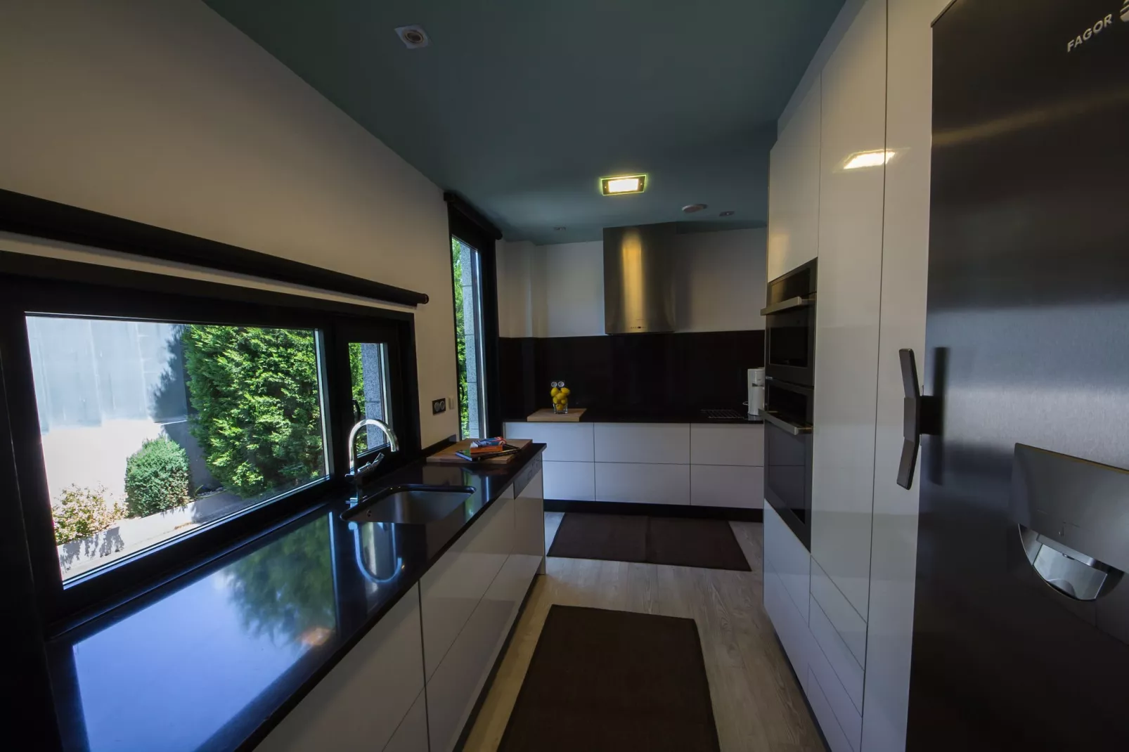 Villa Catro Faros-Kitchen