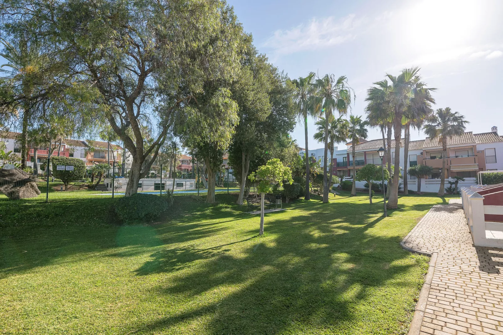 Oasis Playero-Gardens summer