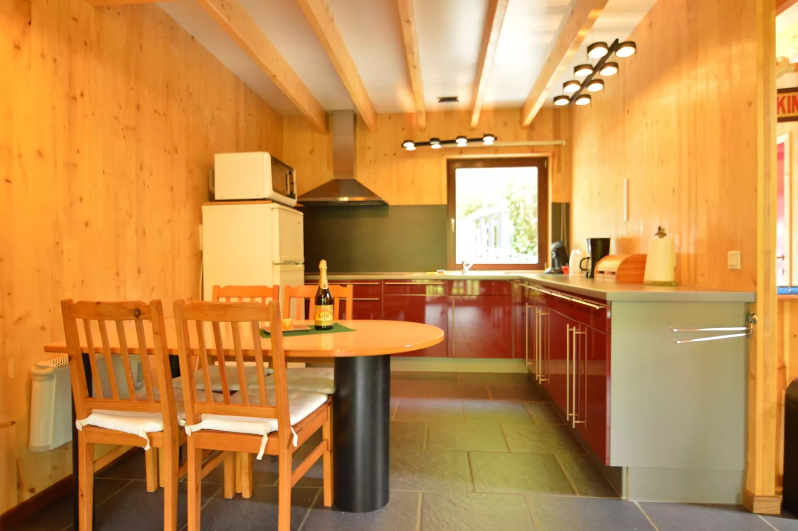 Wood Dream-Kitchen