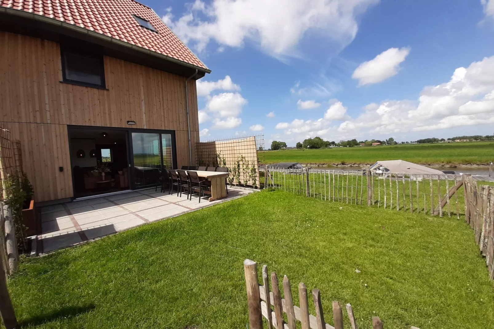 Friese Villa 4 6 pers met sloep optioneel bij te boeken-Gardens summer