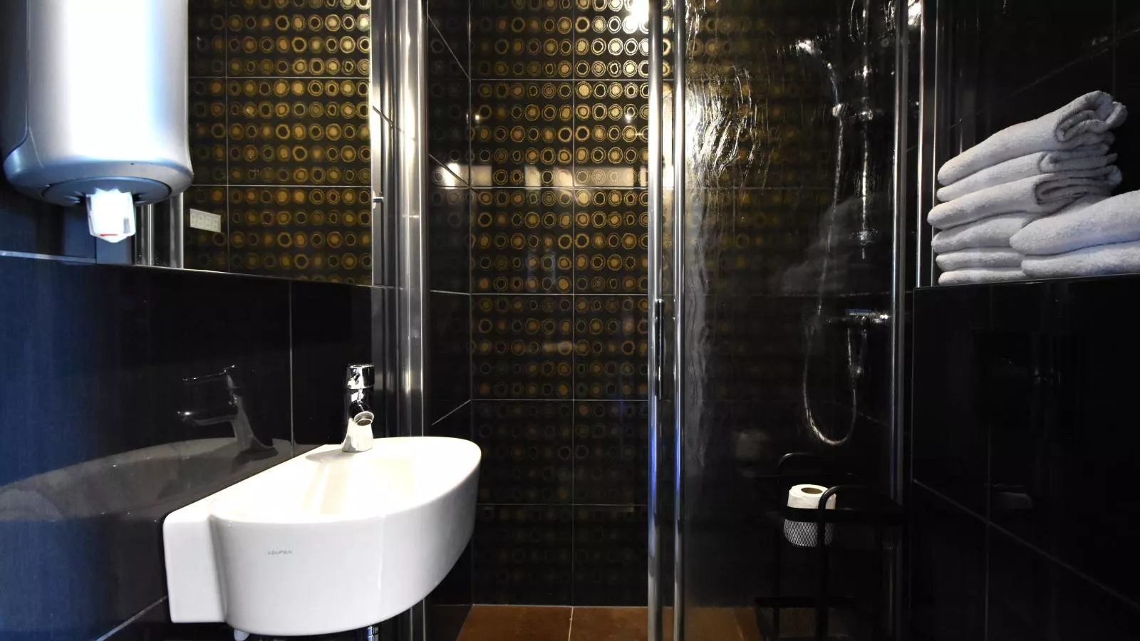 Studio Beau Sur Mer-Bathroom