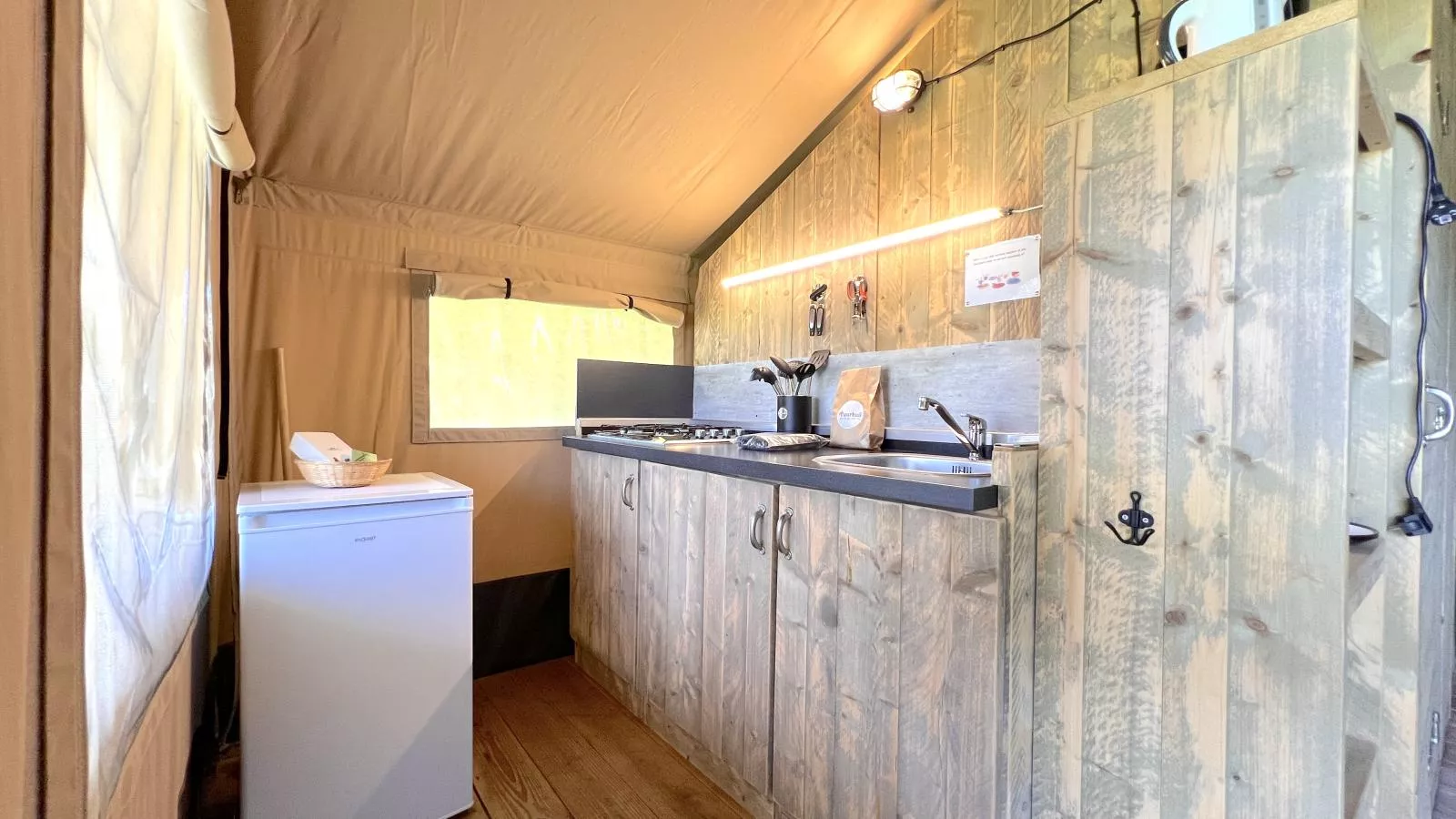 De Bij-Kitchen