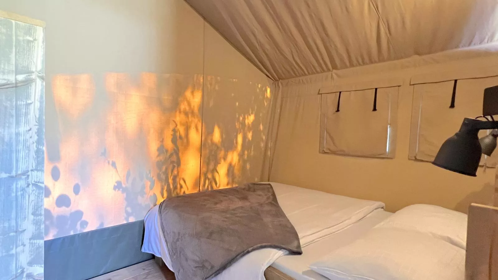 De Bij-Bedroom