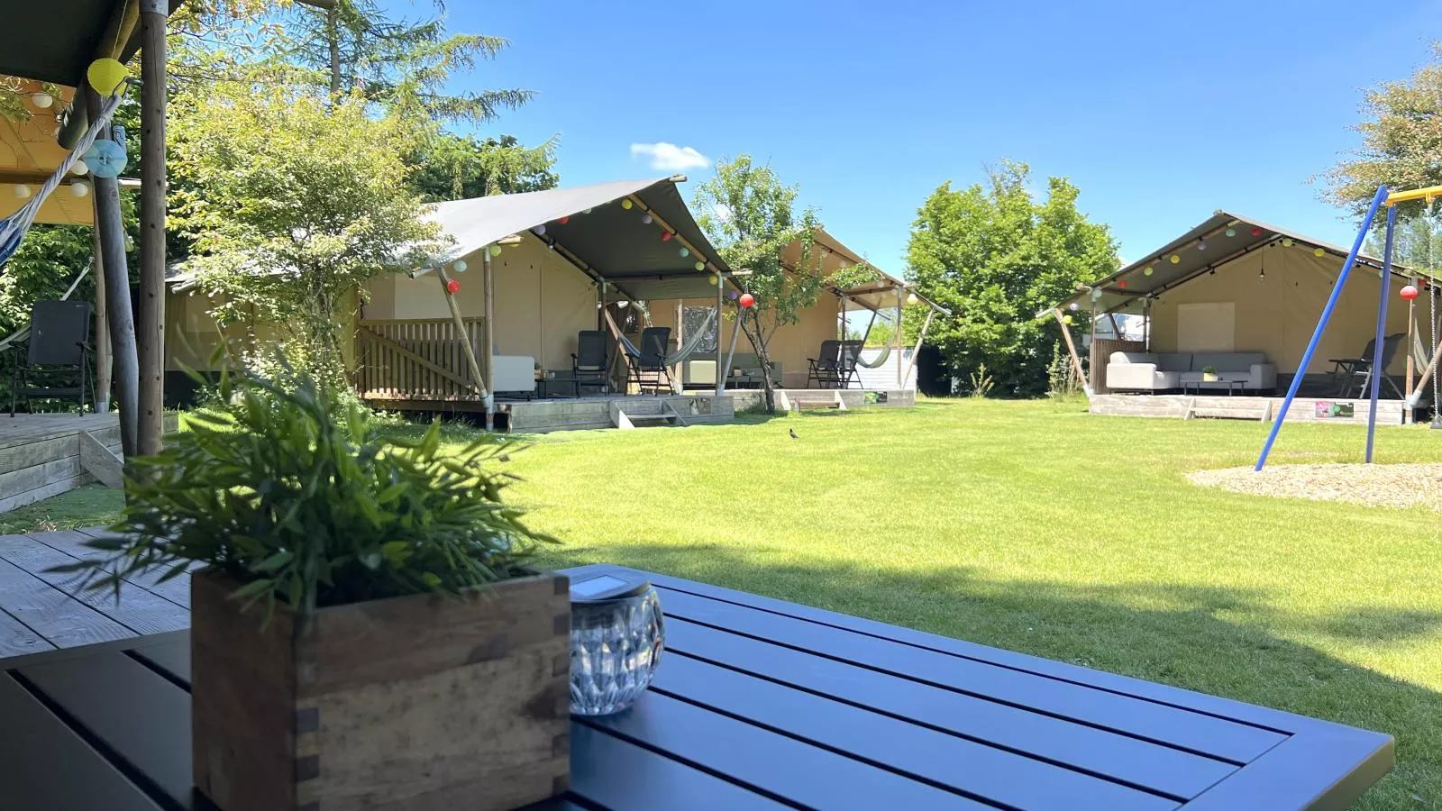 De Bij-View summer