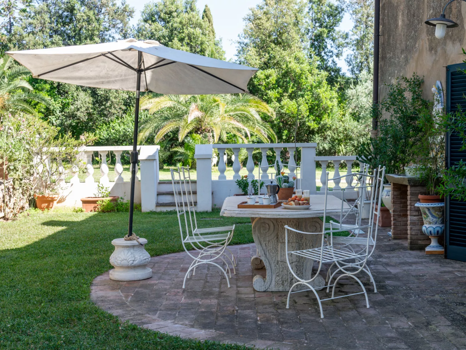 Villa delle Stelle-Outside