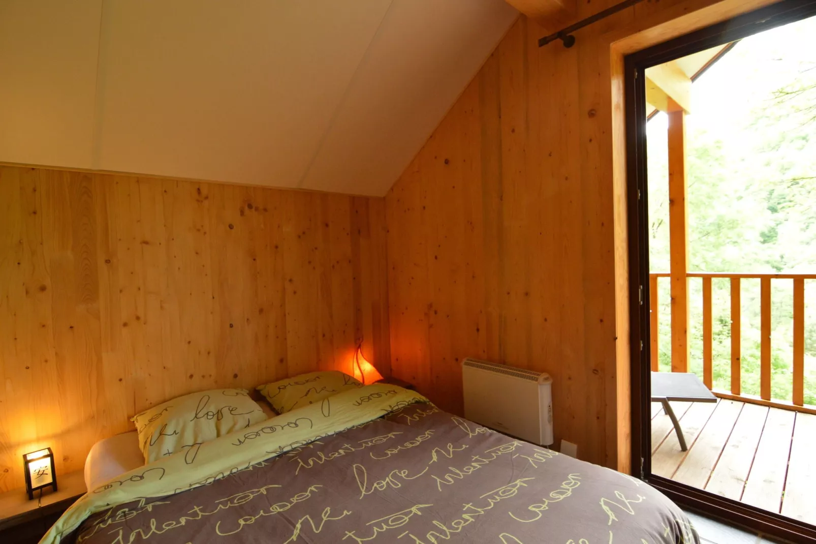 Wood Dream-Bedroom