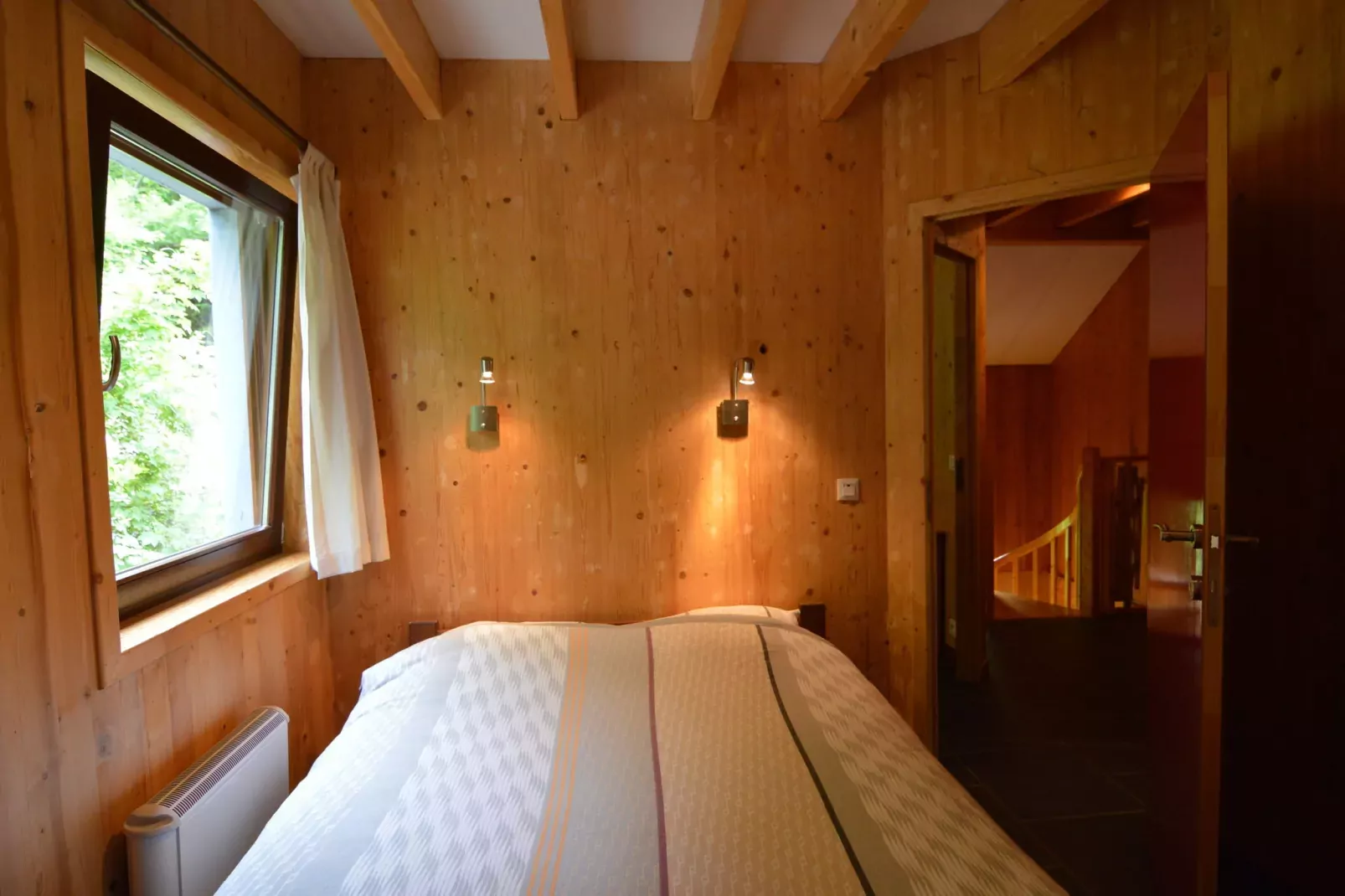 Wood Dream-Bedroom