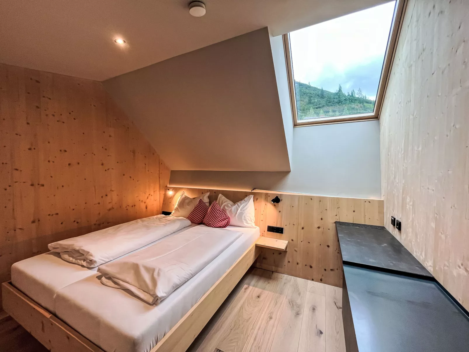 Hideaway Planneralm by Jufa Hotels-Dedans