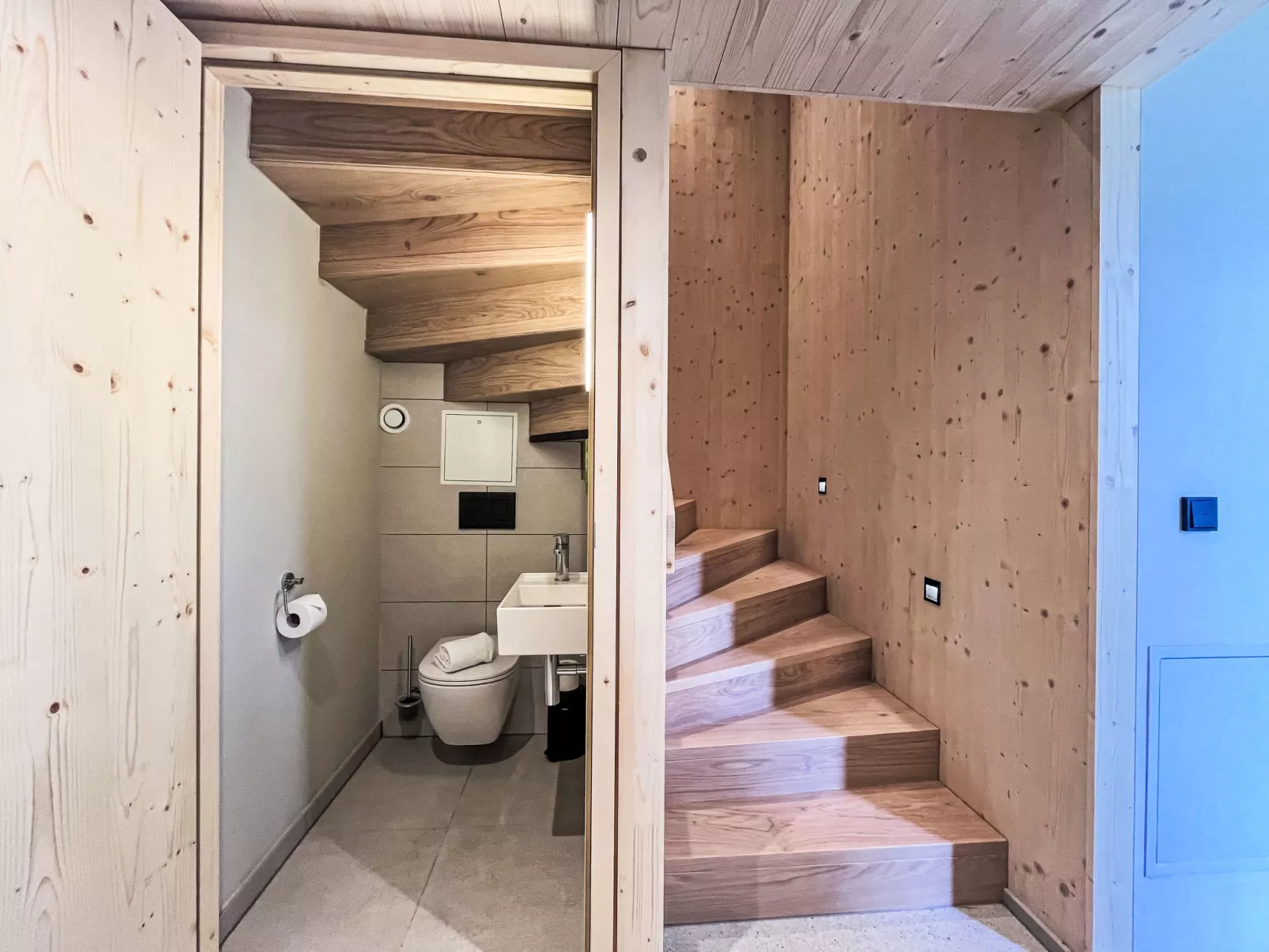 Hideaway Planneralm by Jufa Hotels-Inside