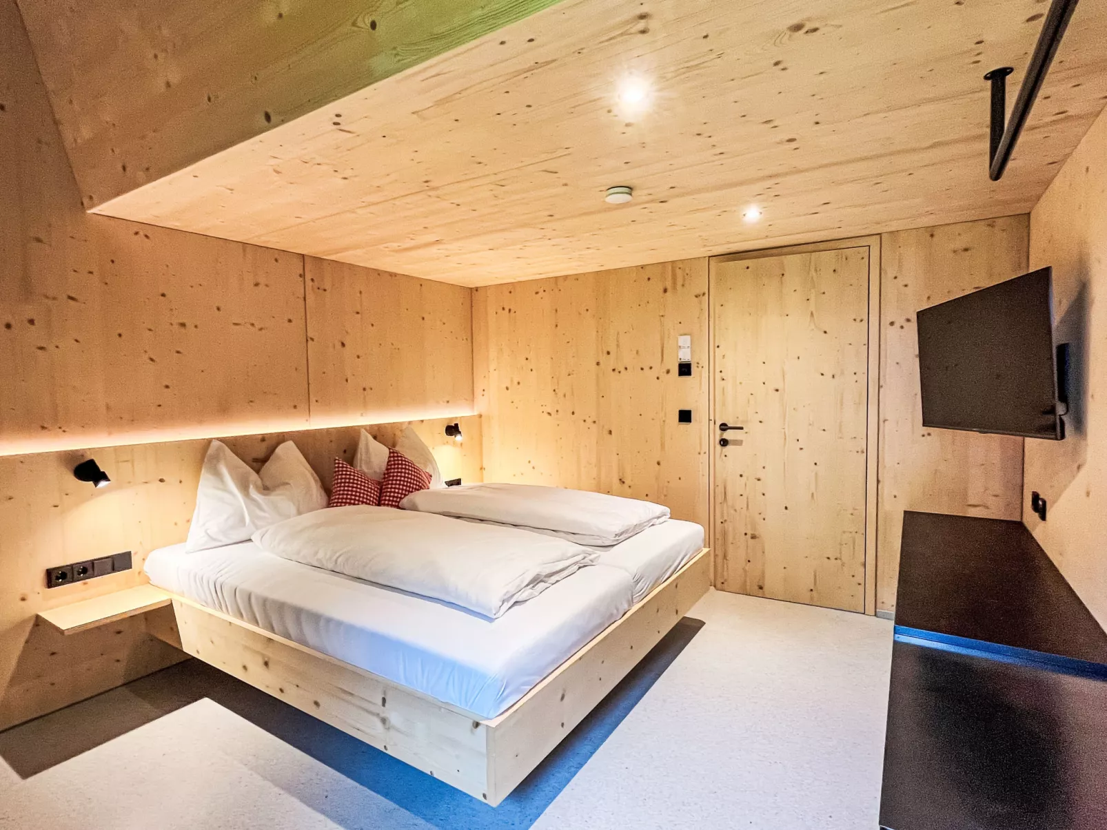 Hideaway Planneralm by Jufa Hotels-Inside