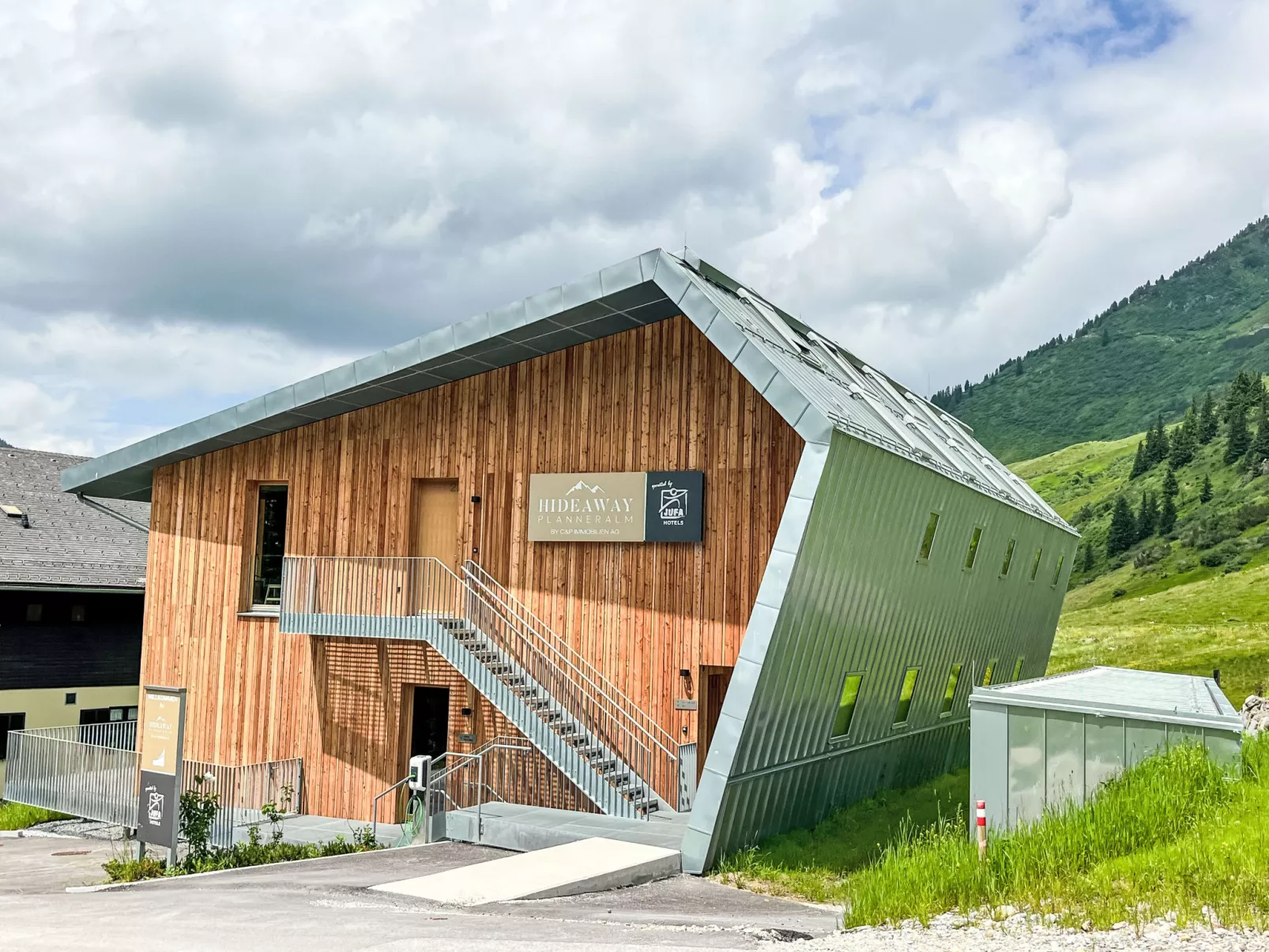 Hideaway Planneralm by Jufa Hotels-Outside
