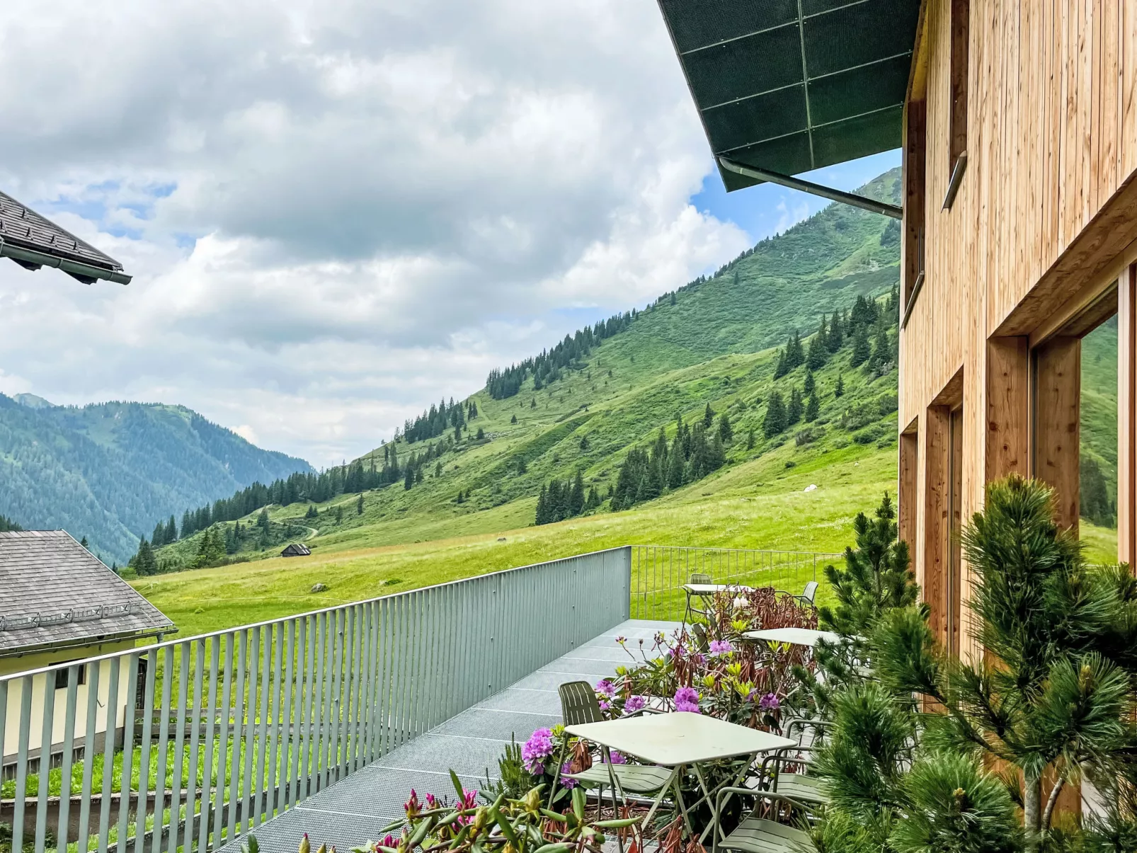 Hideaway Planneralm by Jufa Hotels-Outside