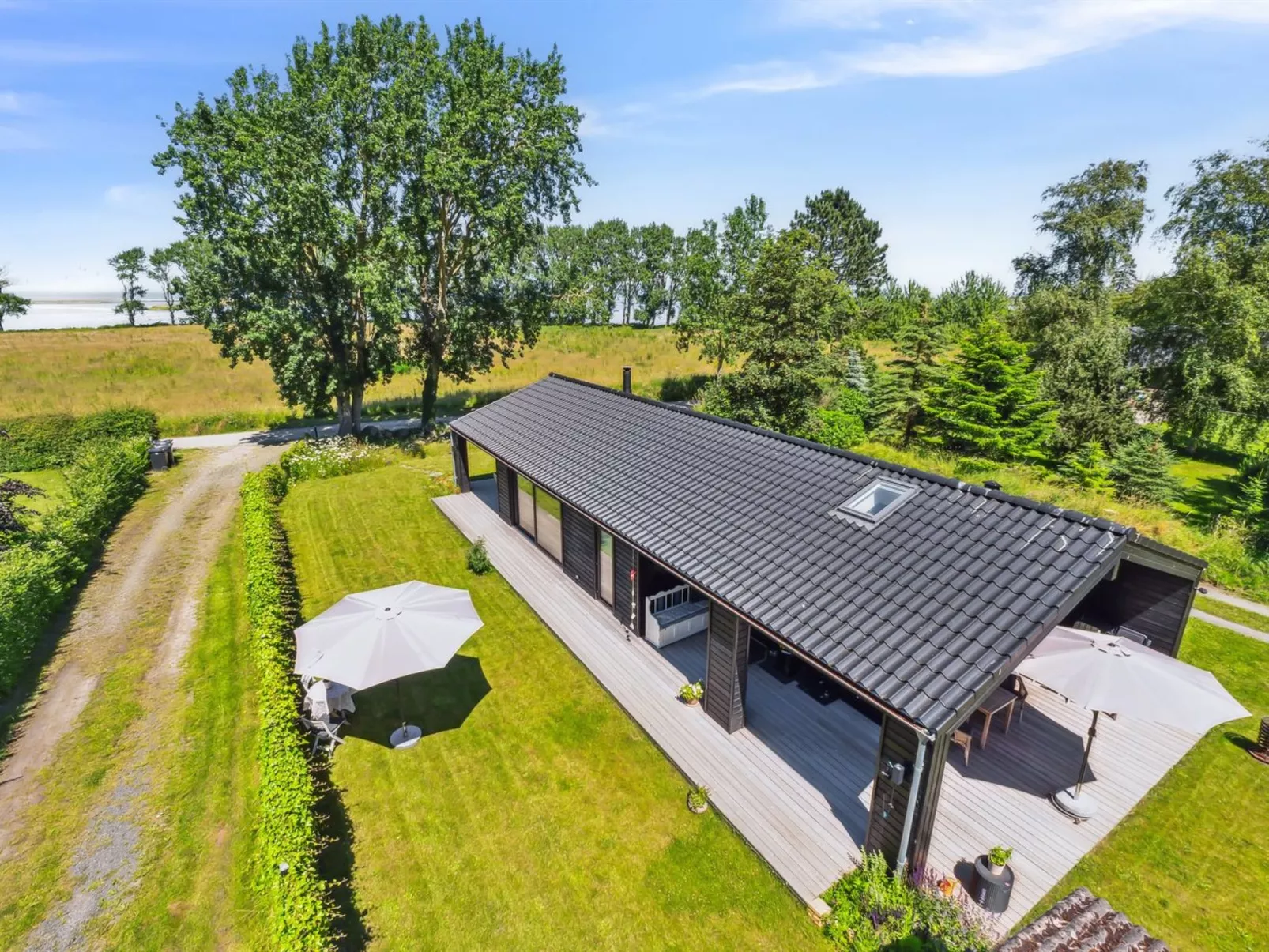 "Huldrik" - 100m from the sea-Outside