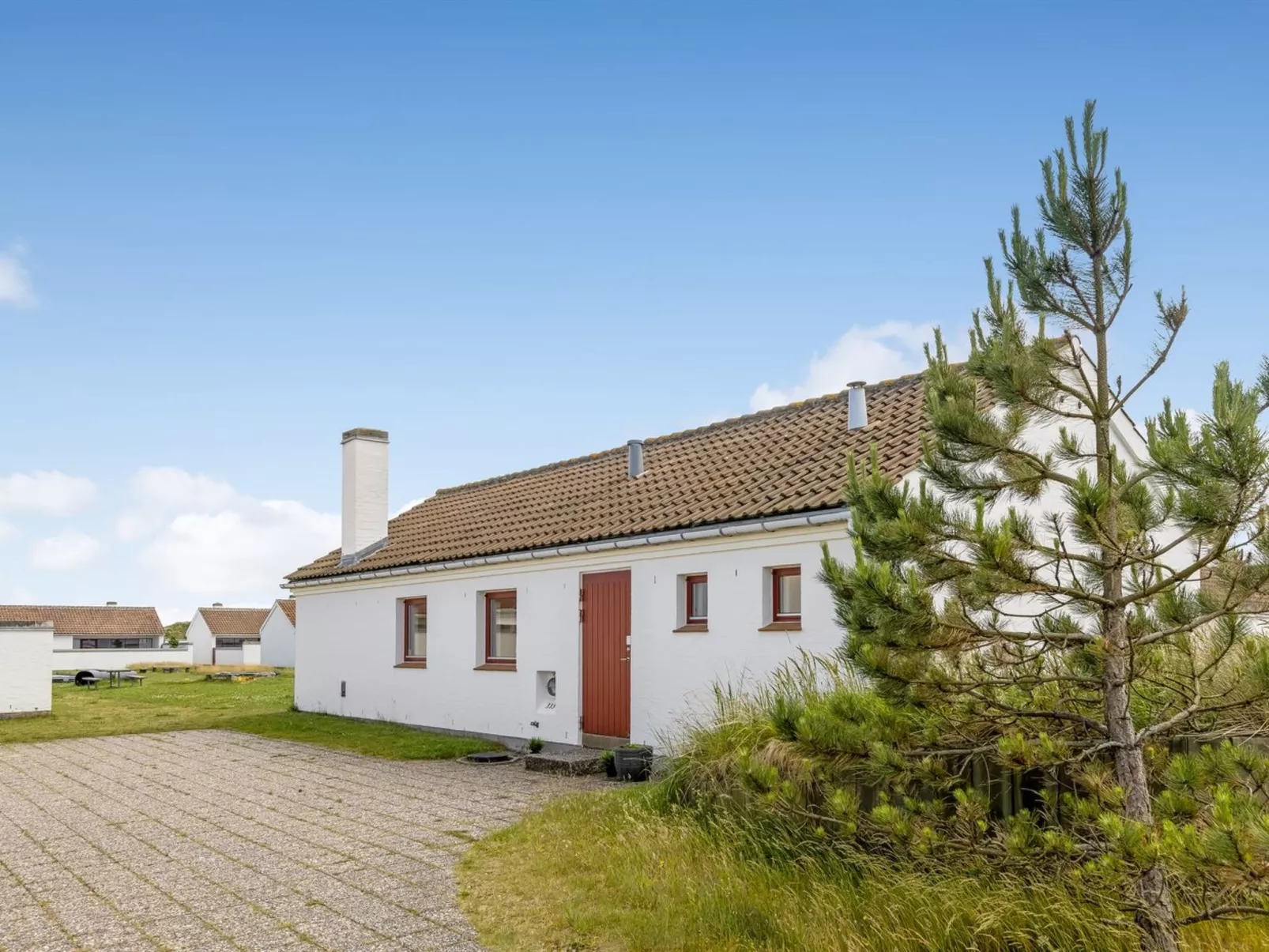 "Leny" - 900m from the sea-Outside