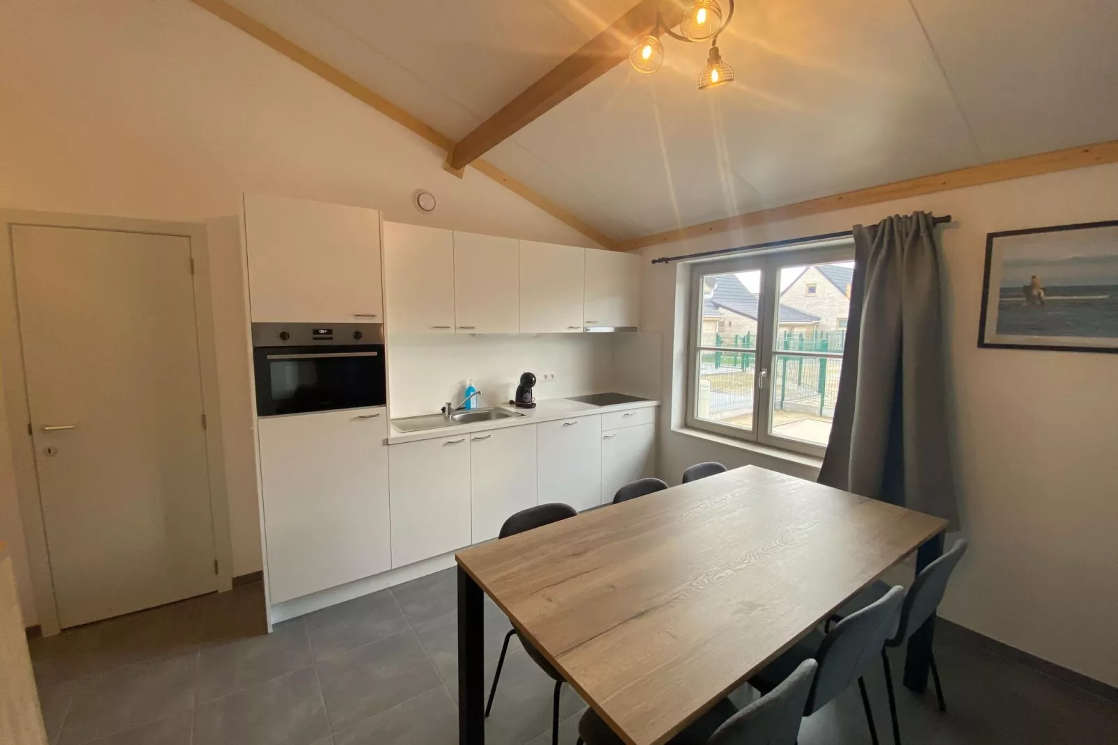 WH2 / 52-Kitchen