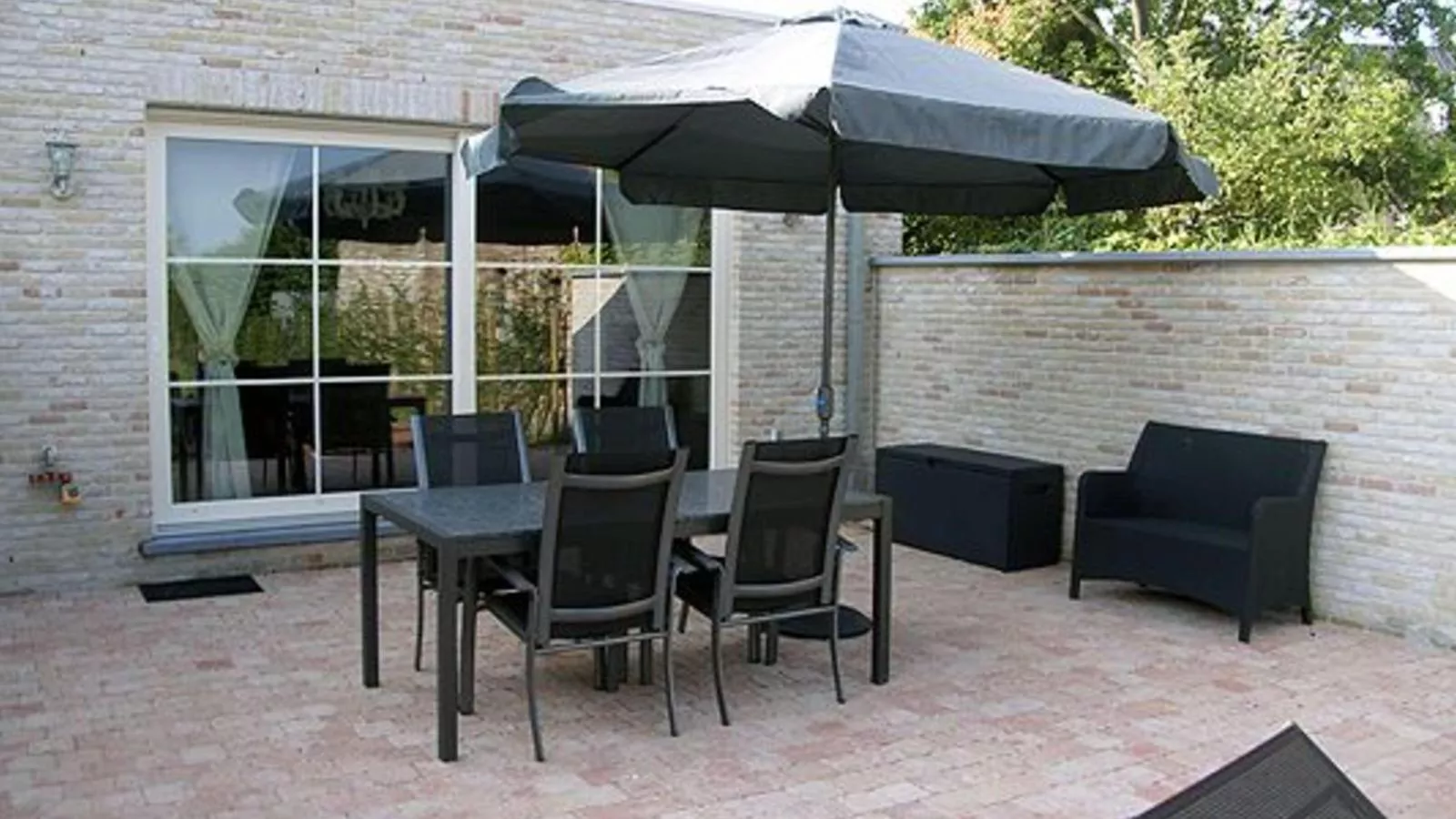 Rust achter de Kust-Terrace balcony