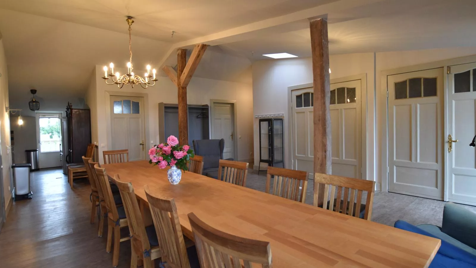 Gutshofblick L-Dining room
