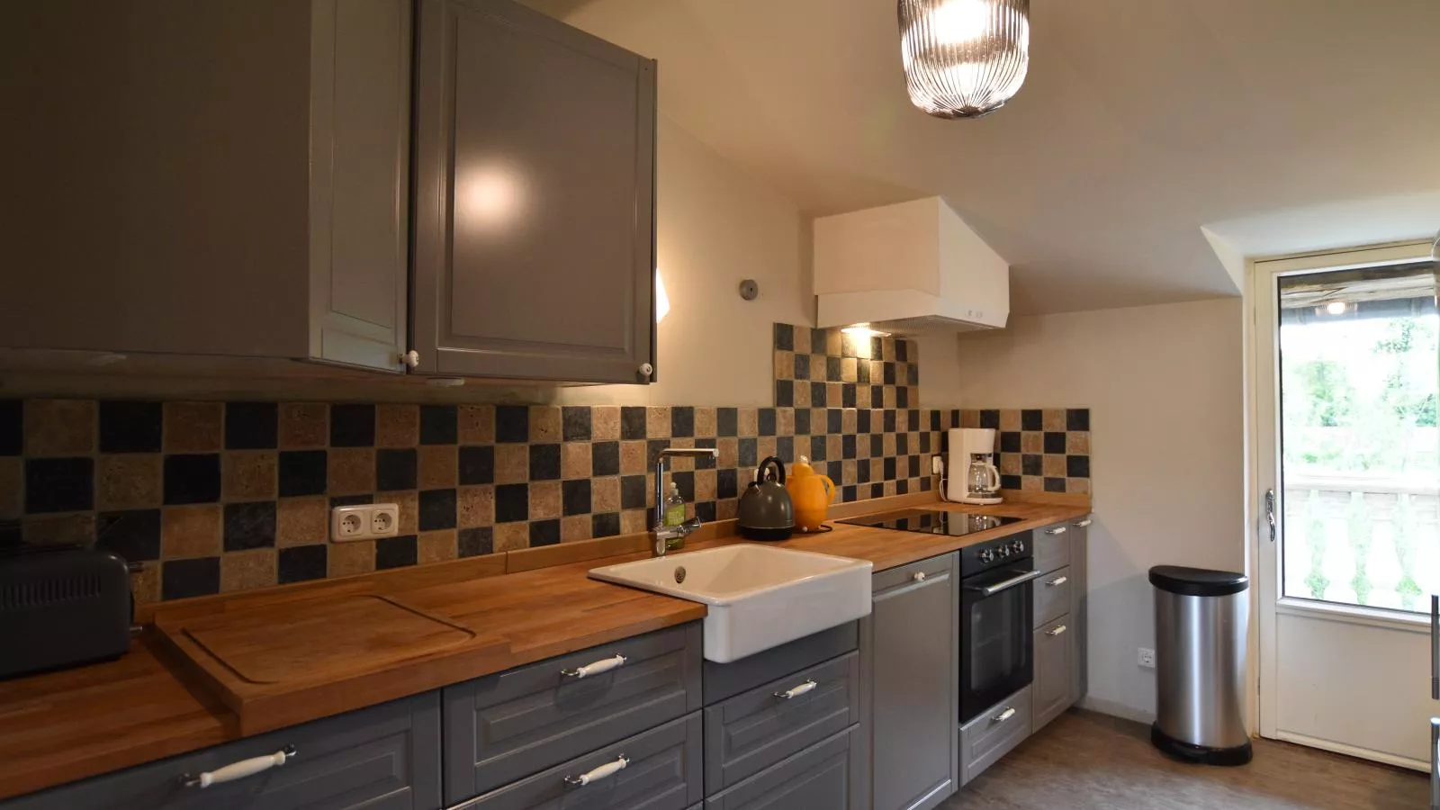Gutshofblick L-Kitchen