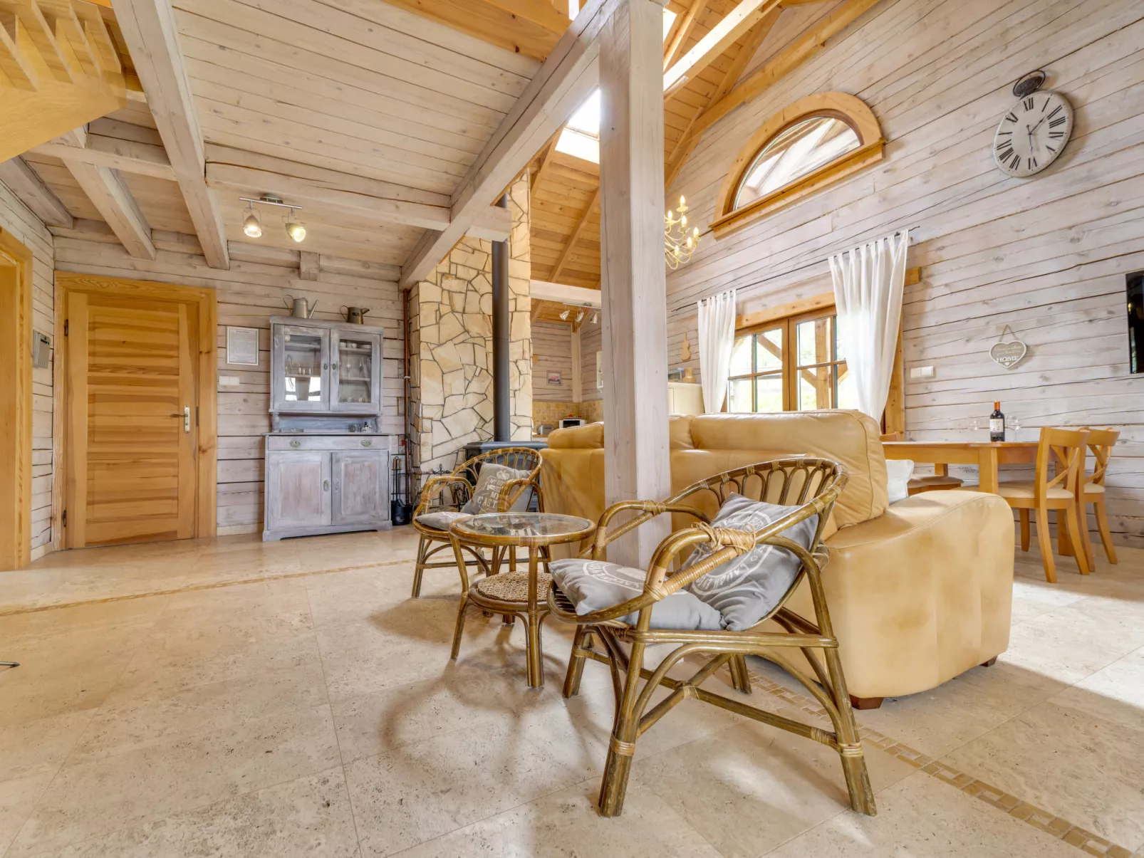 Bieszczady Chata-Inside