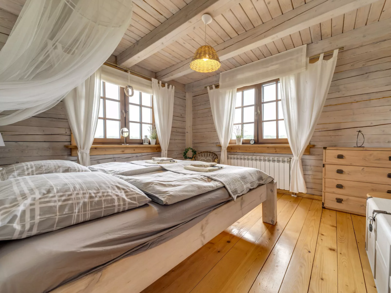 Bieszczady Chata-Inside