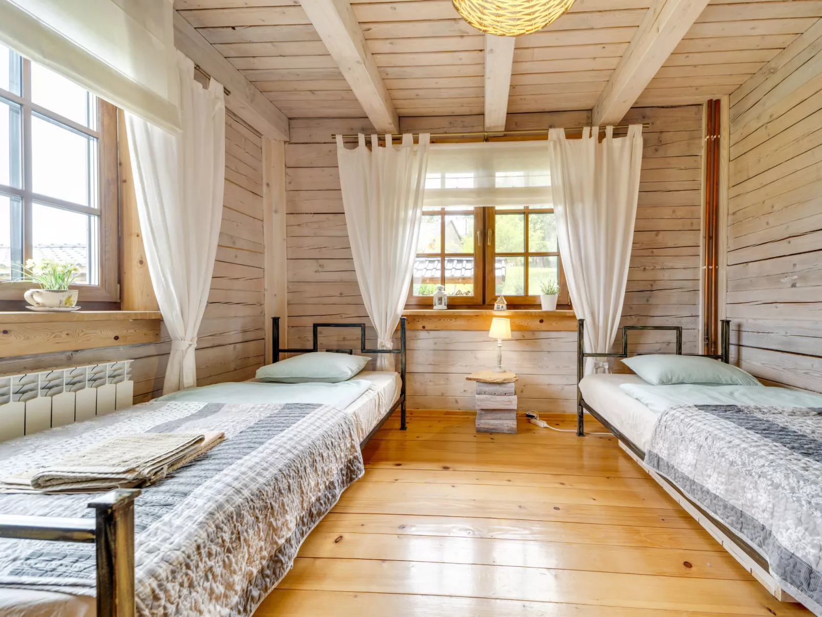 Bieszczady Chata-Inside