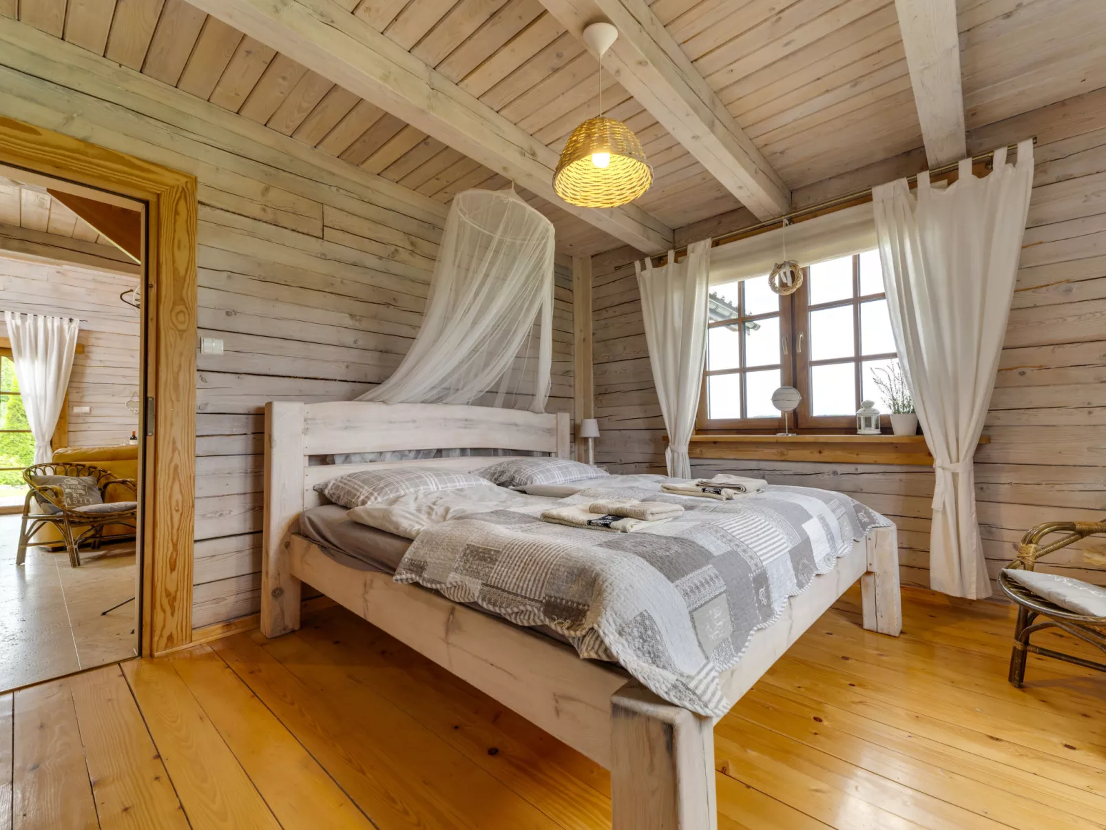 Bieszczady Chata-Inside