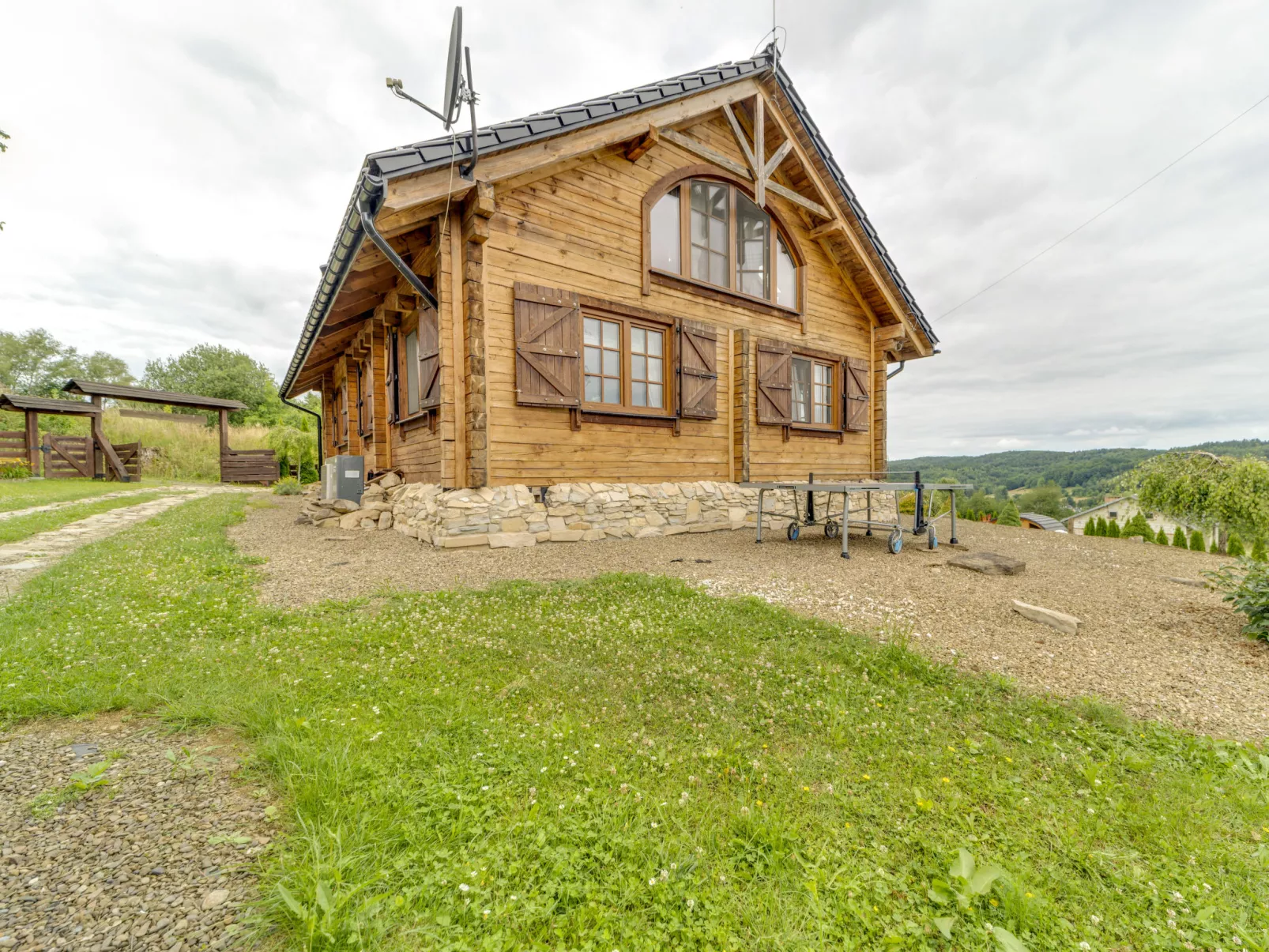 Bieszczady Chata-Outside