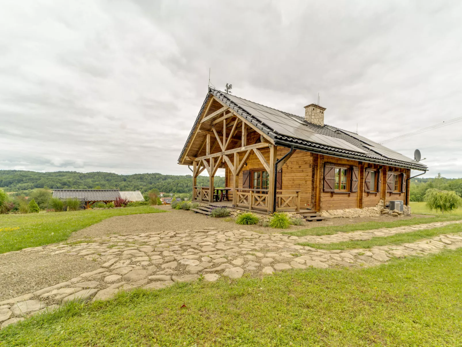 Bieszczady Chata-Outside