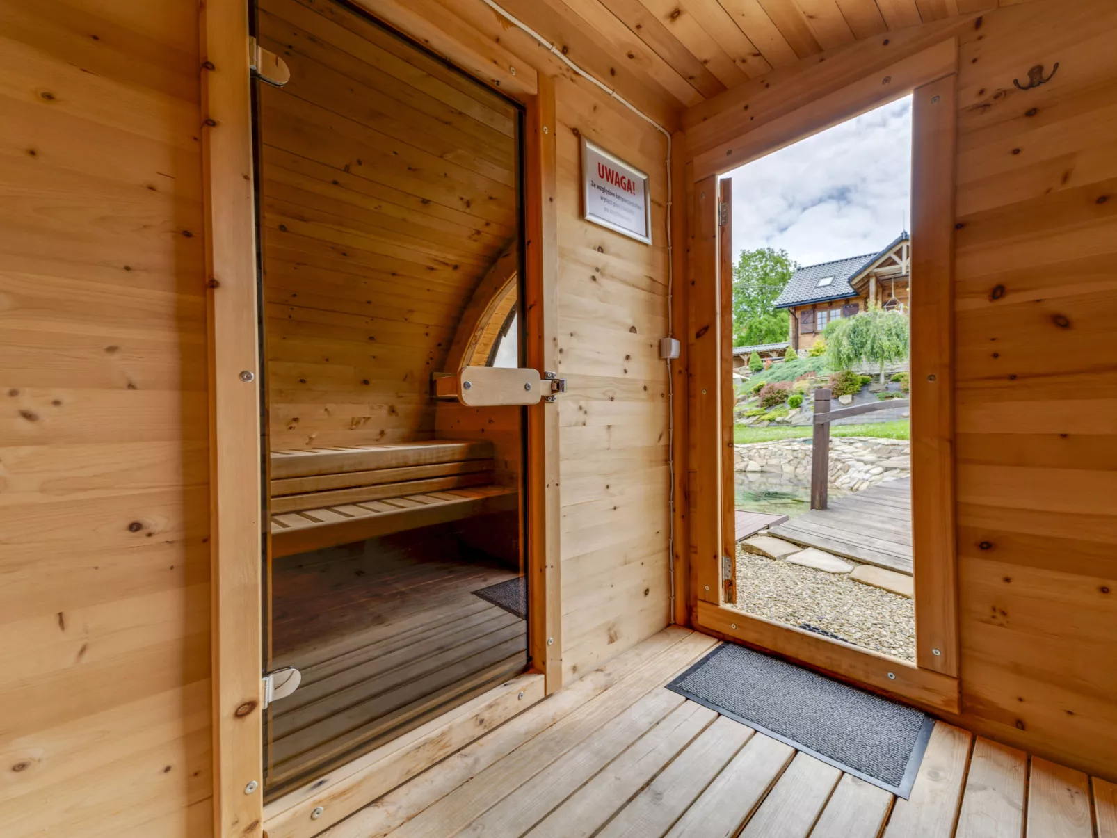 Bieszczady Chata-Inside