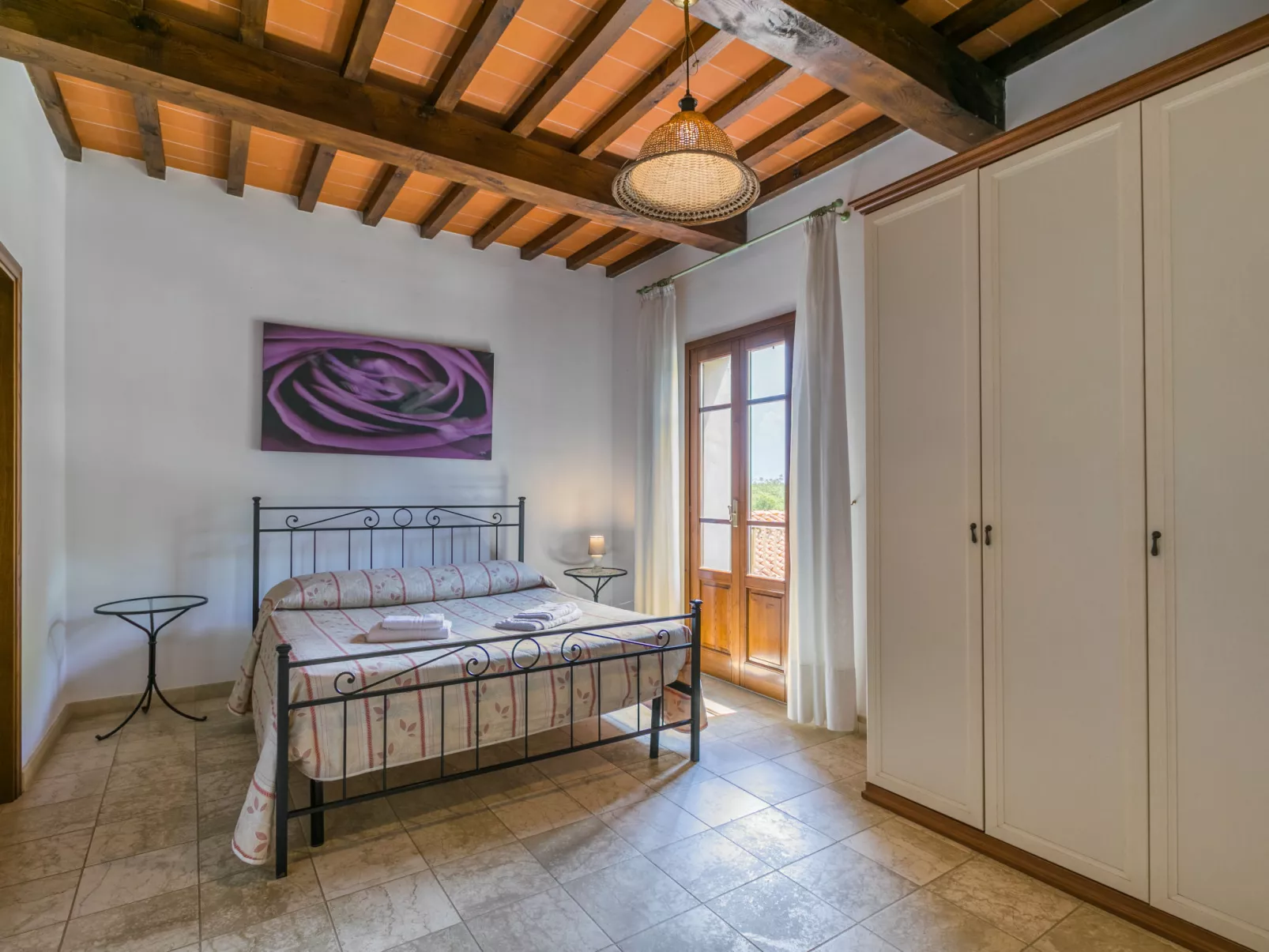 Villa Elena-Inside