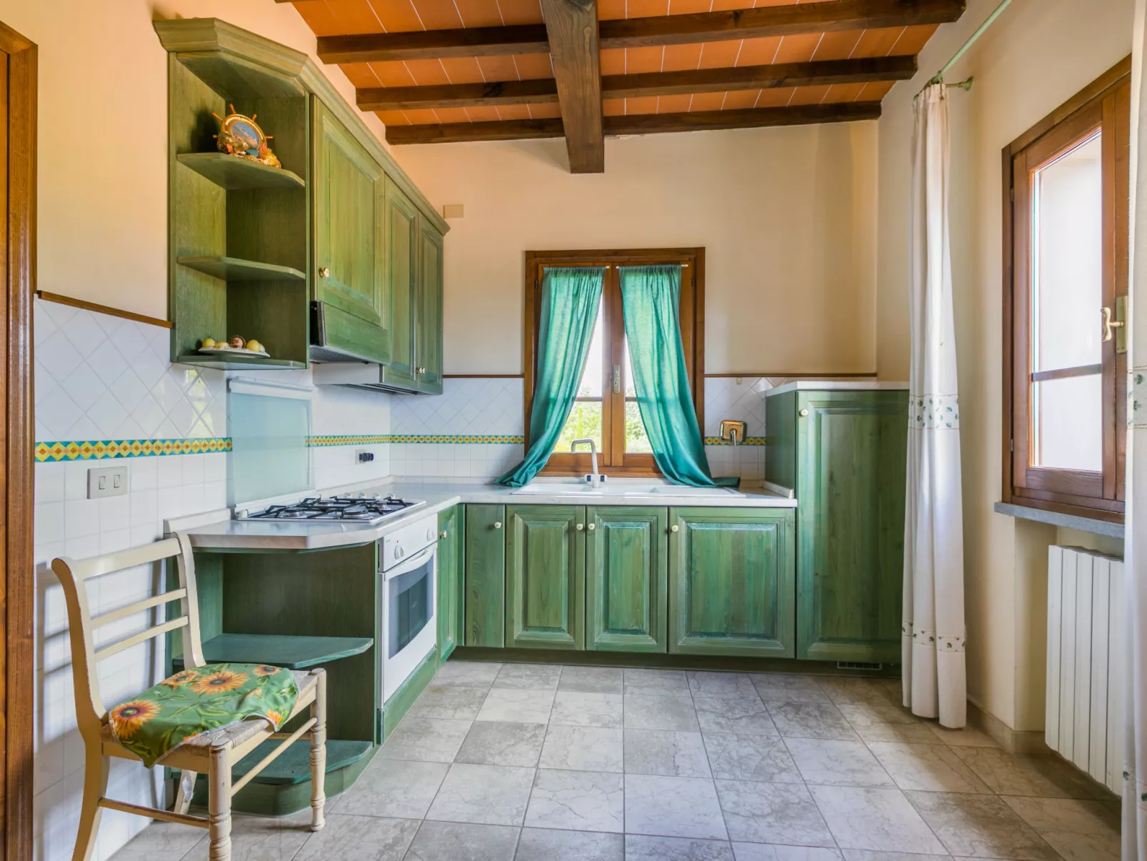 Villa Elena-Inside