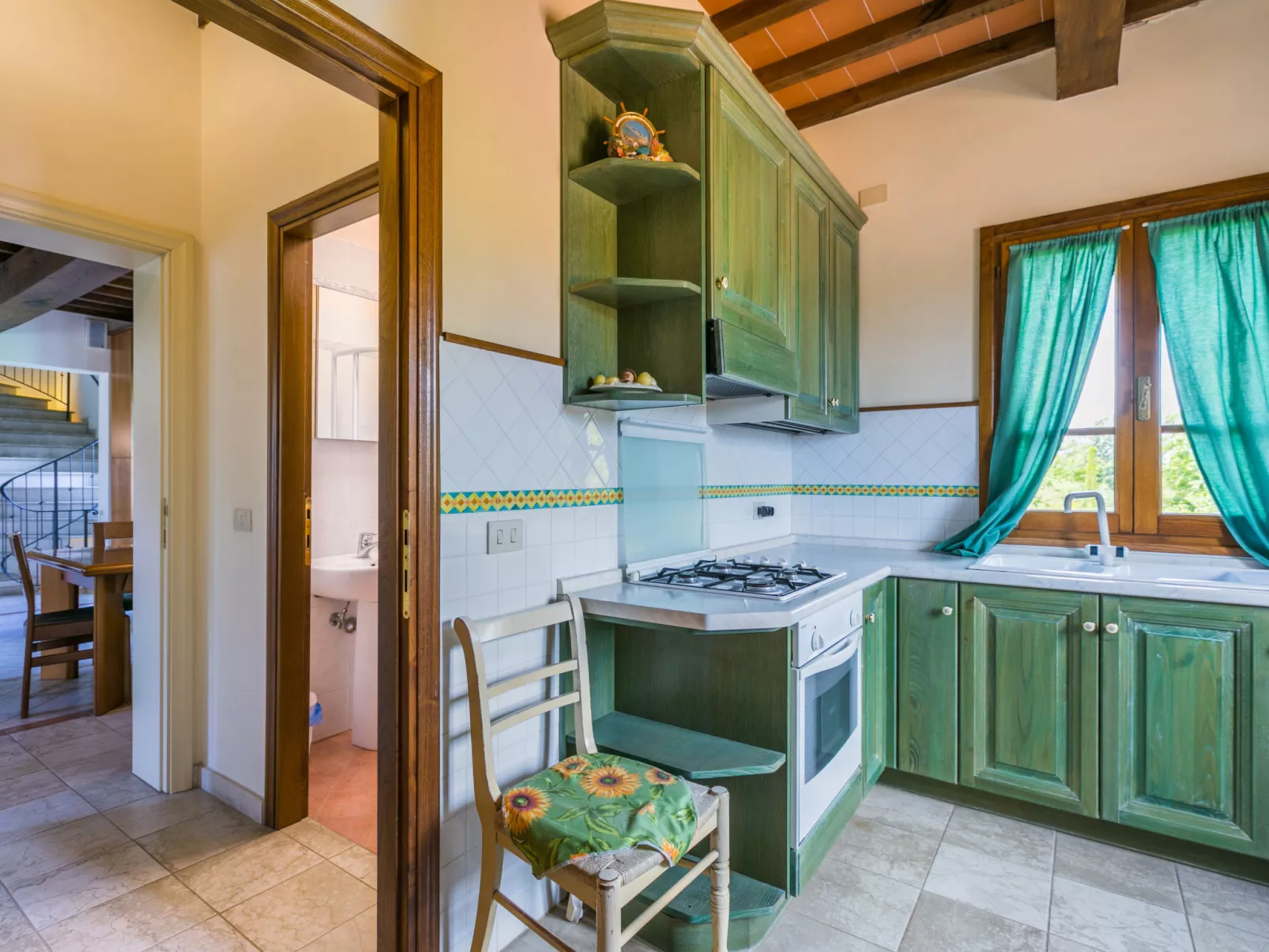 Villa Elena-Inside