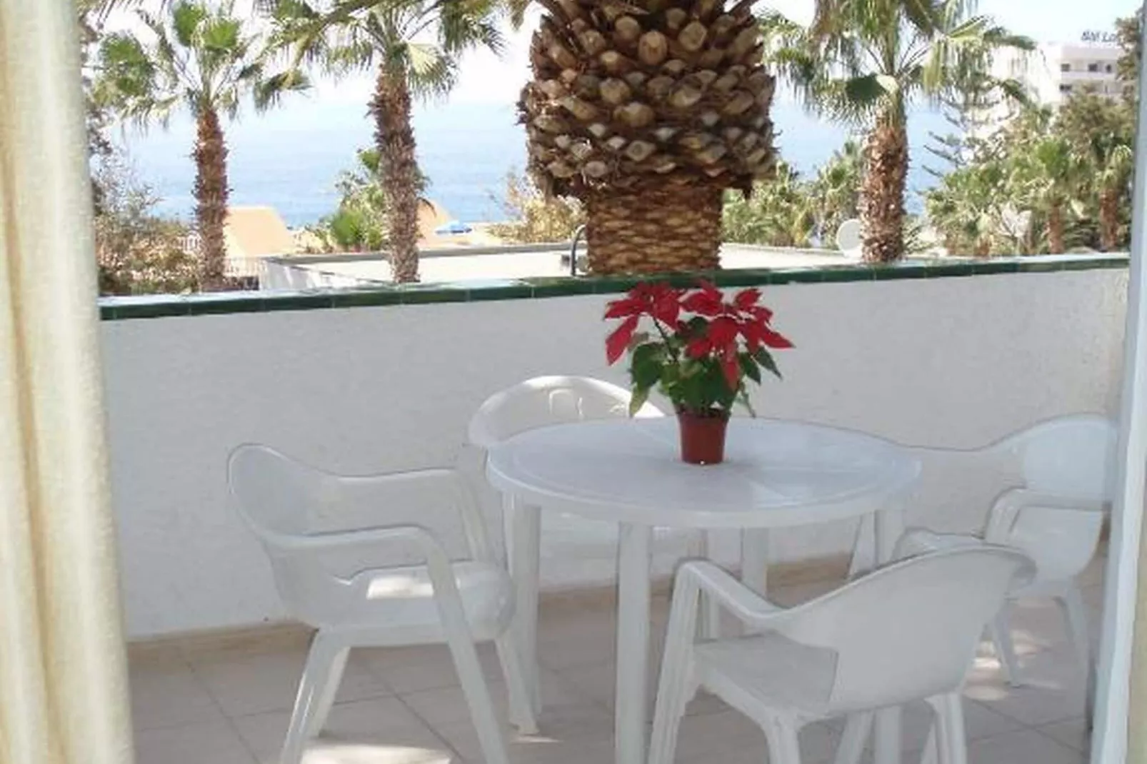 El Sombrero II-View summer