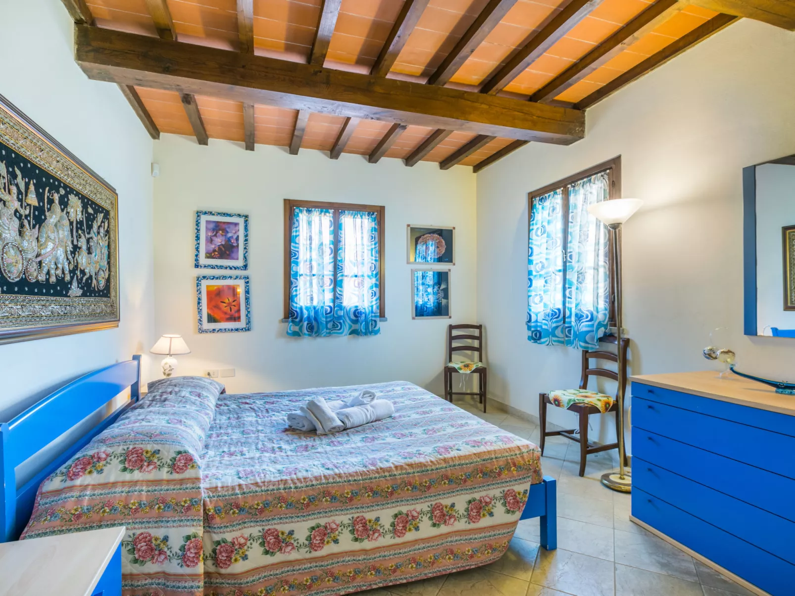 Villa Elena-Inside