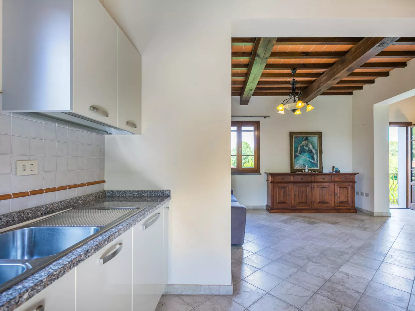 Villa Elena-Inside